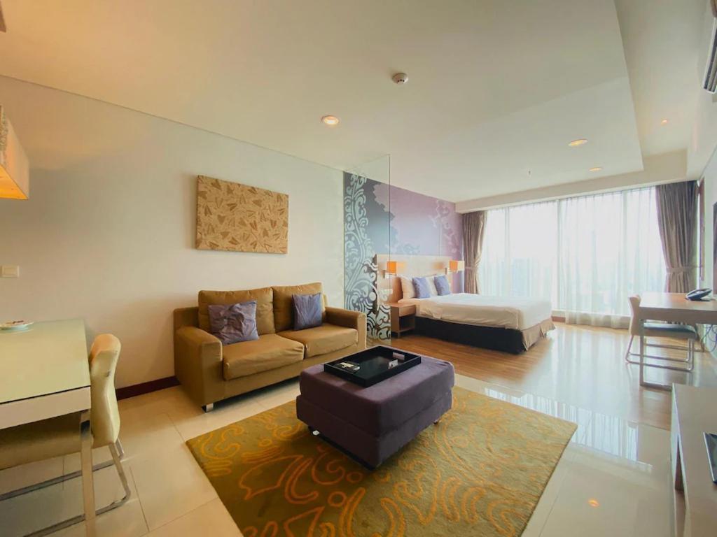 The H Tower Rasuna Suites Kuningan Jakarta By Villaloka Εξωτερικό φωτογραφία