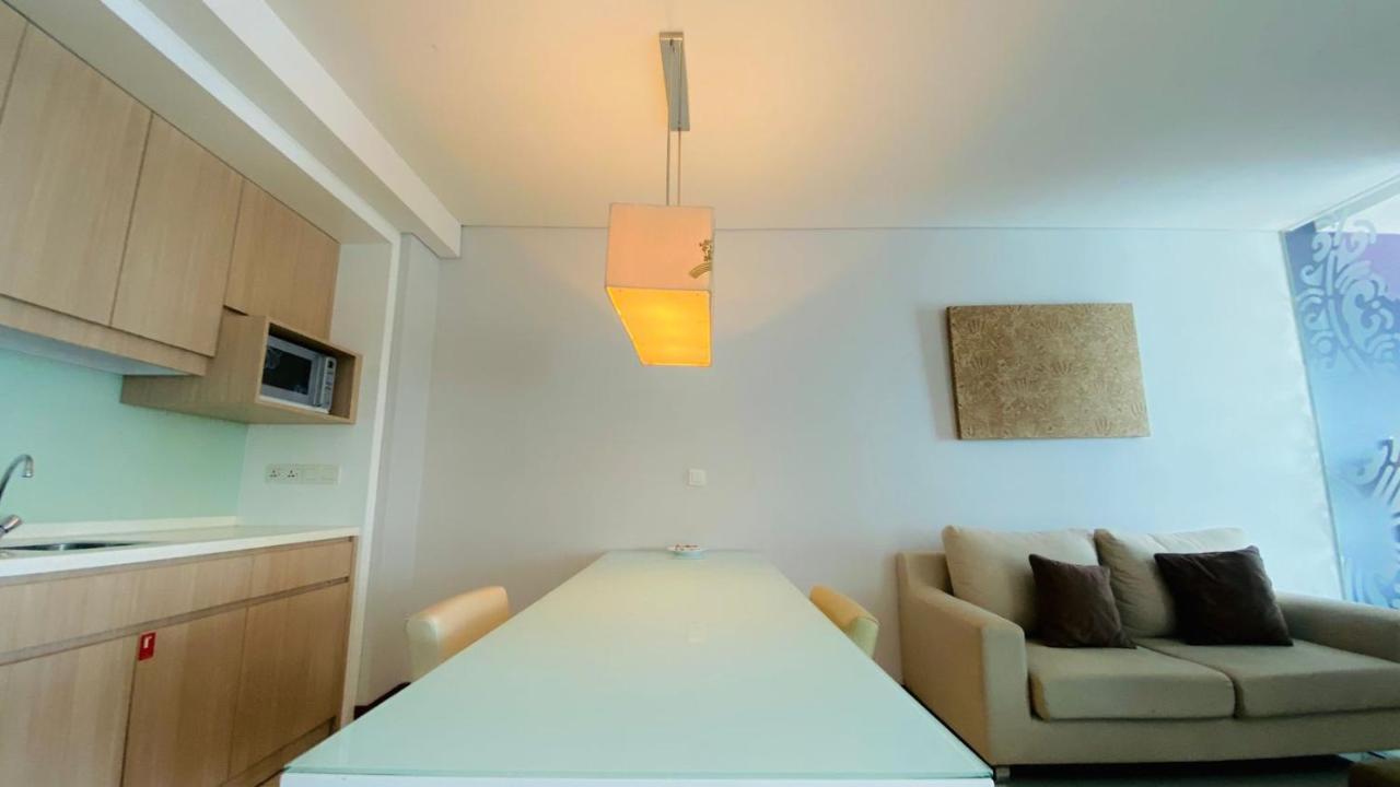 The H Tower Rasuna Suites Kuningan Jakarta By Villaloka Εξωτερικό φωτογραφία