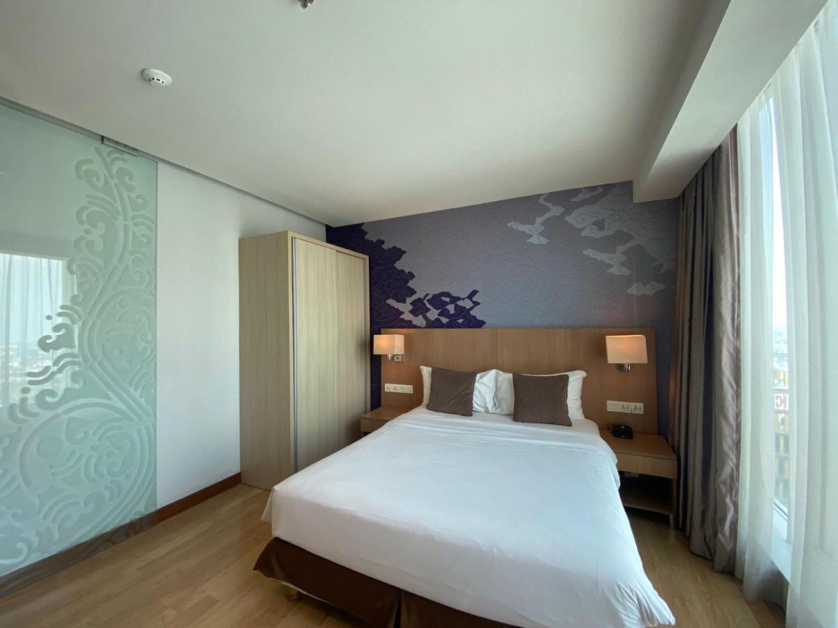 The H Tower Rasuna Suites Kuningan Jakarta By Villaloka Εξωτερικό φωτογραφία