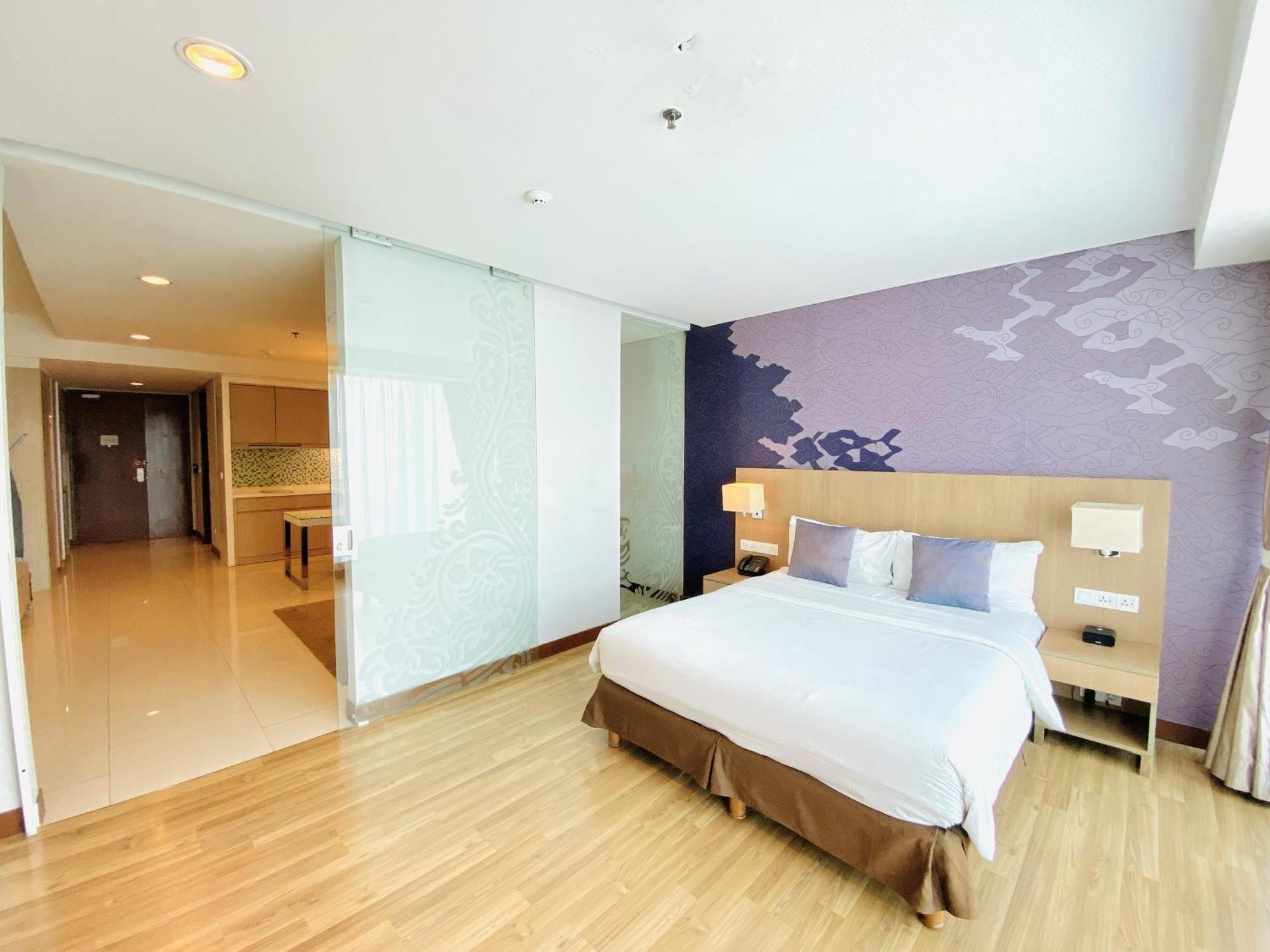 The H Tower Rasuna Suites Kuningan Jakarta By Villaloka Εξωτερικό φωτογραφία