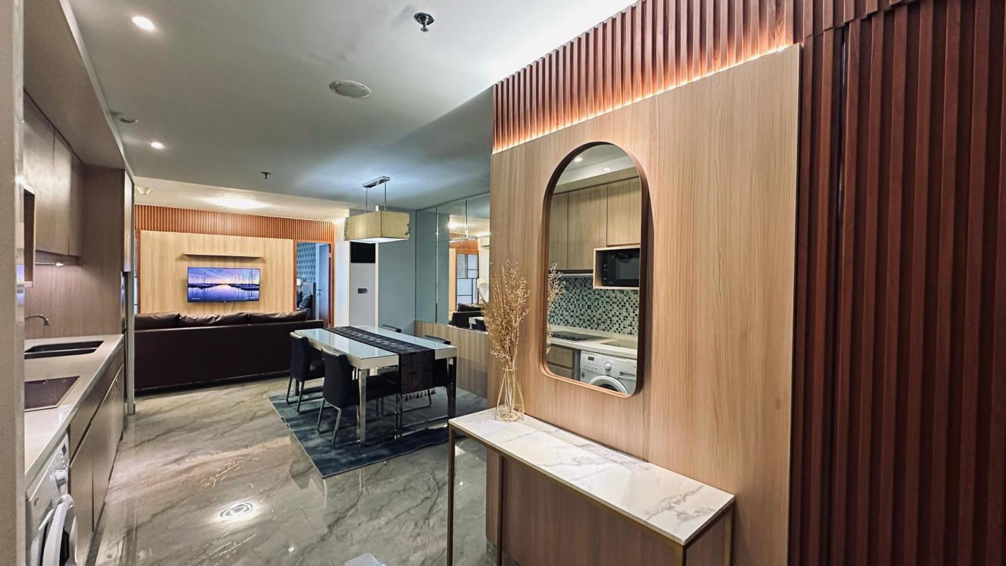 The H Tower Rasuna Suites Kuningan Jakarta By Villaloka Εξωτερικό φωτογραφία