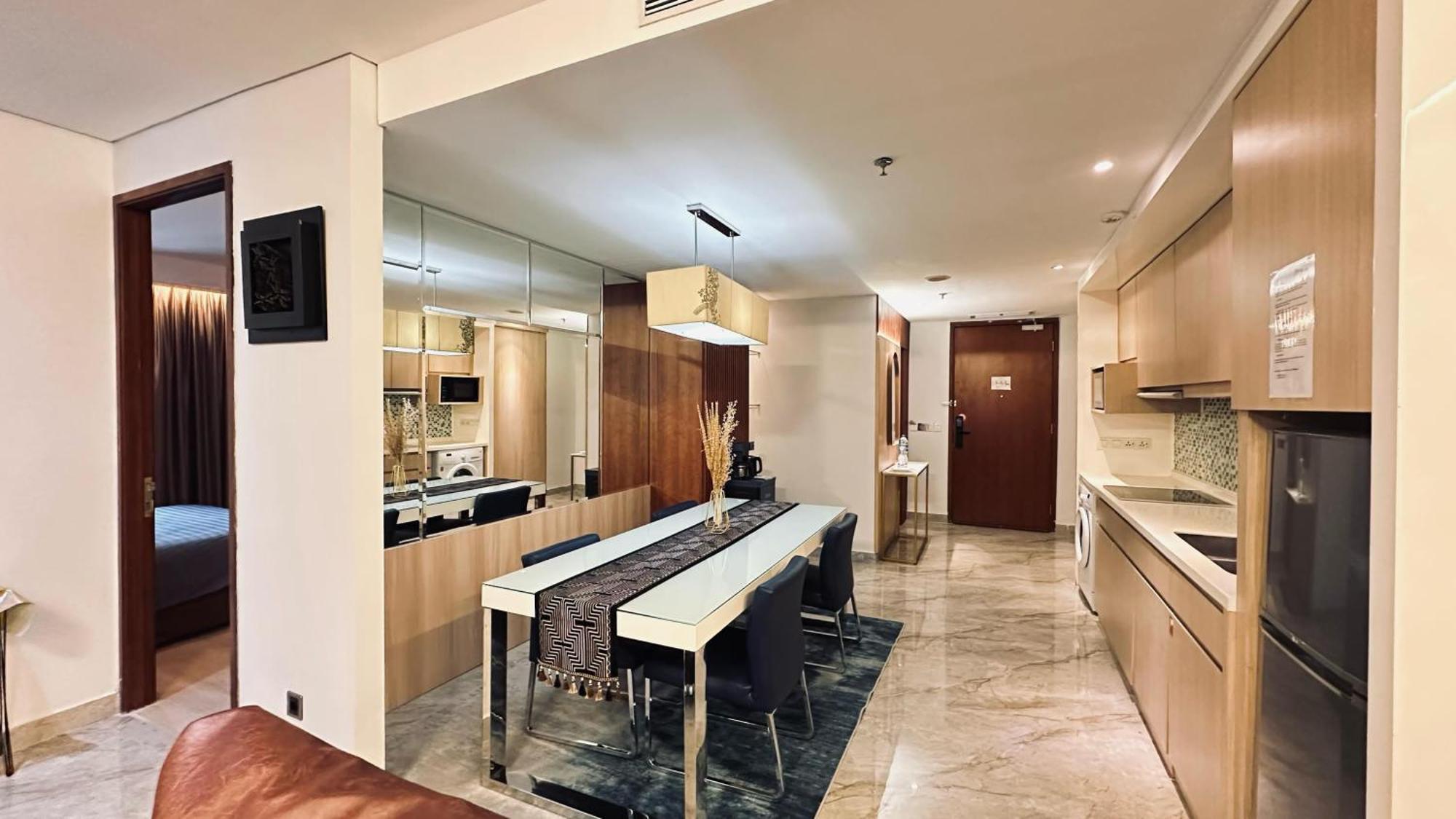 The H Tower Rasuna Suites Kuningan Jakarta By Villaloka Εξωτερικό φωτογραφία